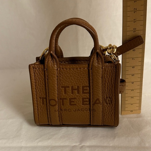 The Nano Tote Bag Charm - Picture 10 of 10